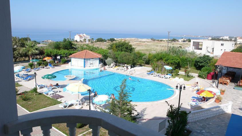 Sempati Hotel 라피토스 외부 사진