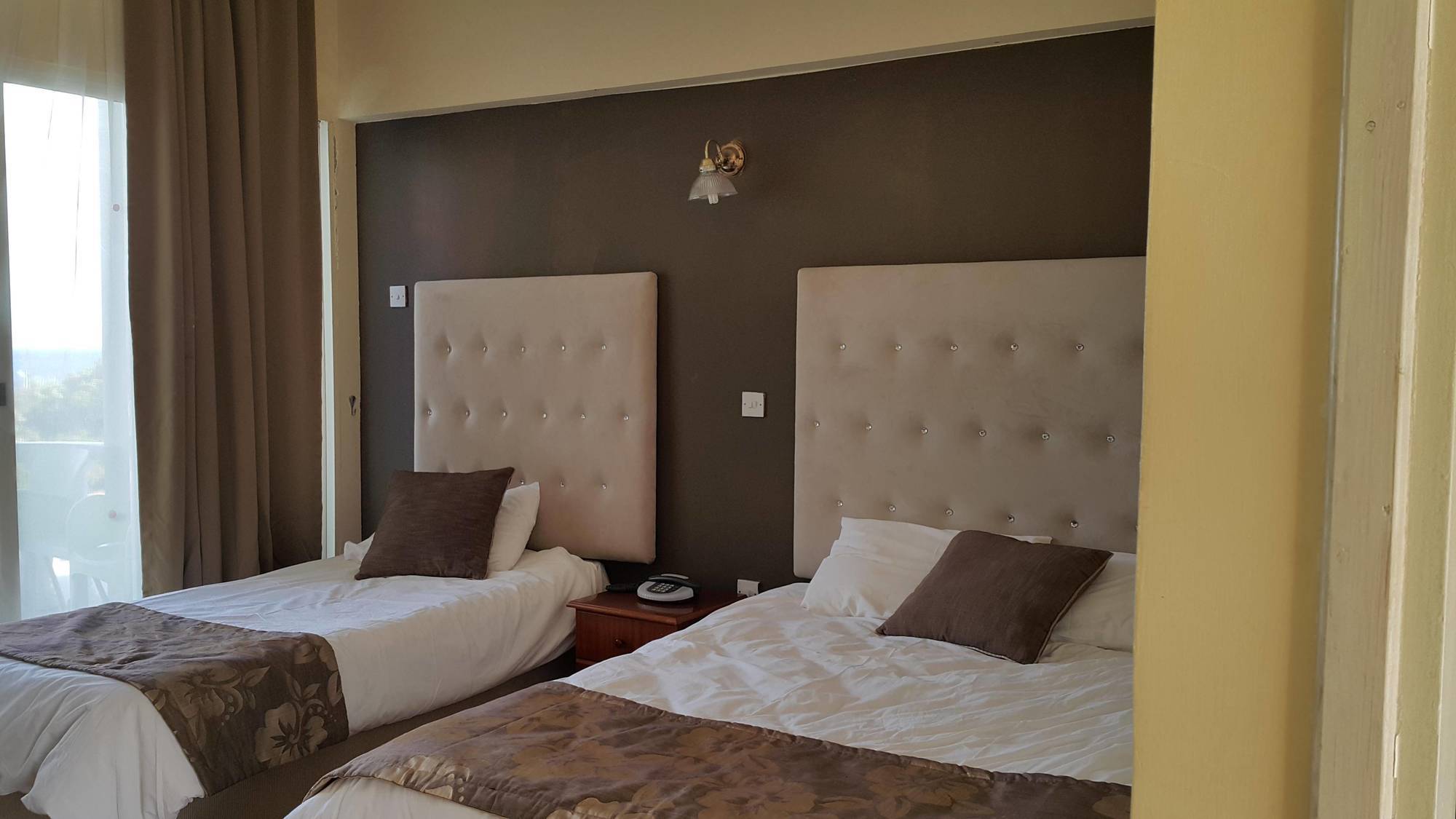 Sempati Hotel 라피토스 외부 사진